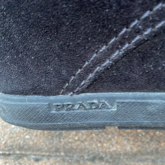 Prada boots - Picture 2 of 10